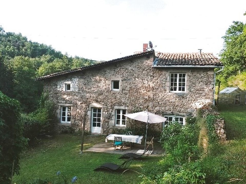 Villa i Malleval, Loire - foto 1