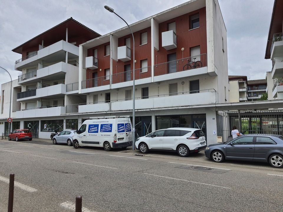 Erhvervsejendom i Agen, Lot-et-Garonne - foto 1