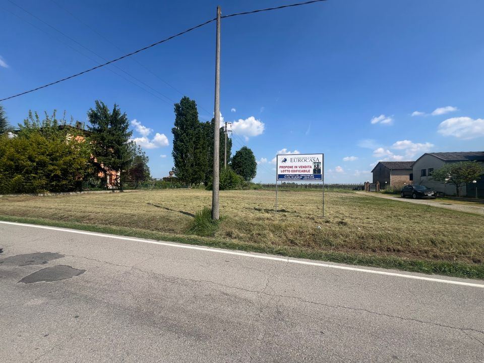 Helårsgrund i Castelfranco Emilia, Modena - foto 2