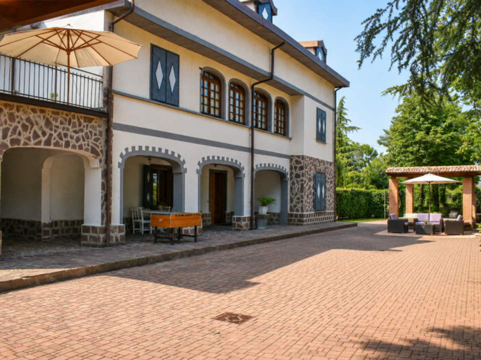 Villa - Neviano degli Arduini, Parma - photo 1