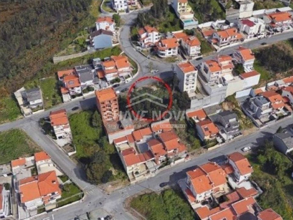 Helårsgrund i Gondomar, Porto - foto 1