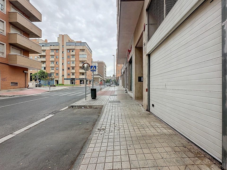 Garage i Almeria, Almeria - foto 2