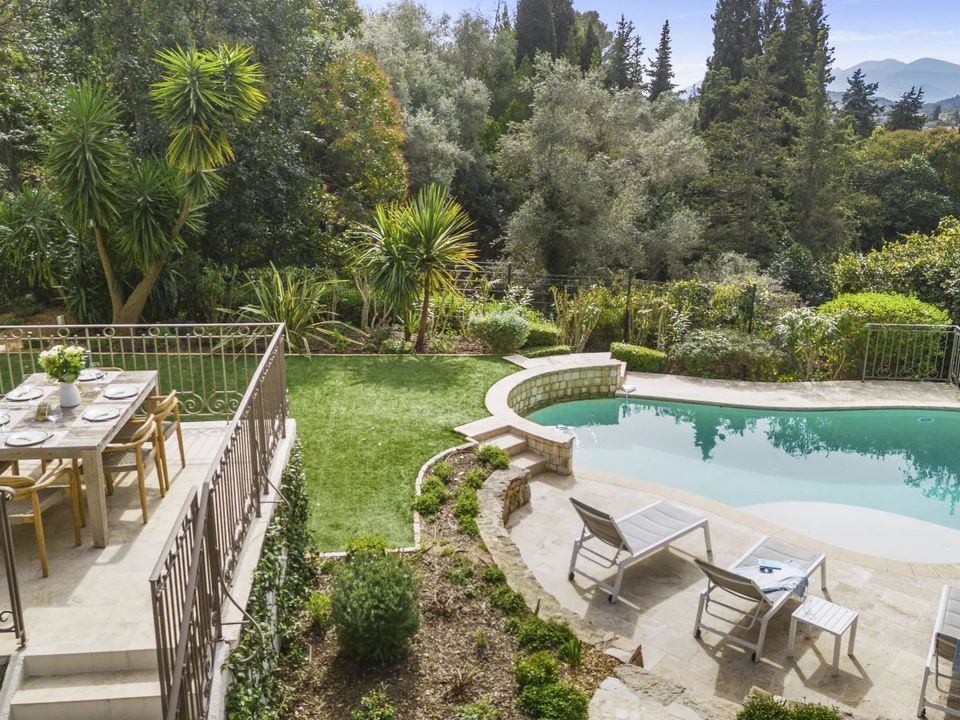 Villa i Mougins, Alpes-Maritimes - foto 1