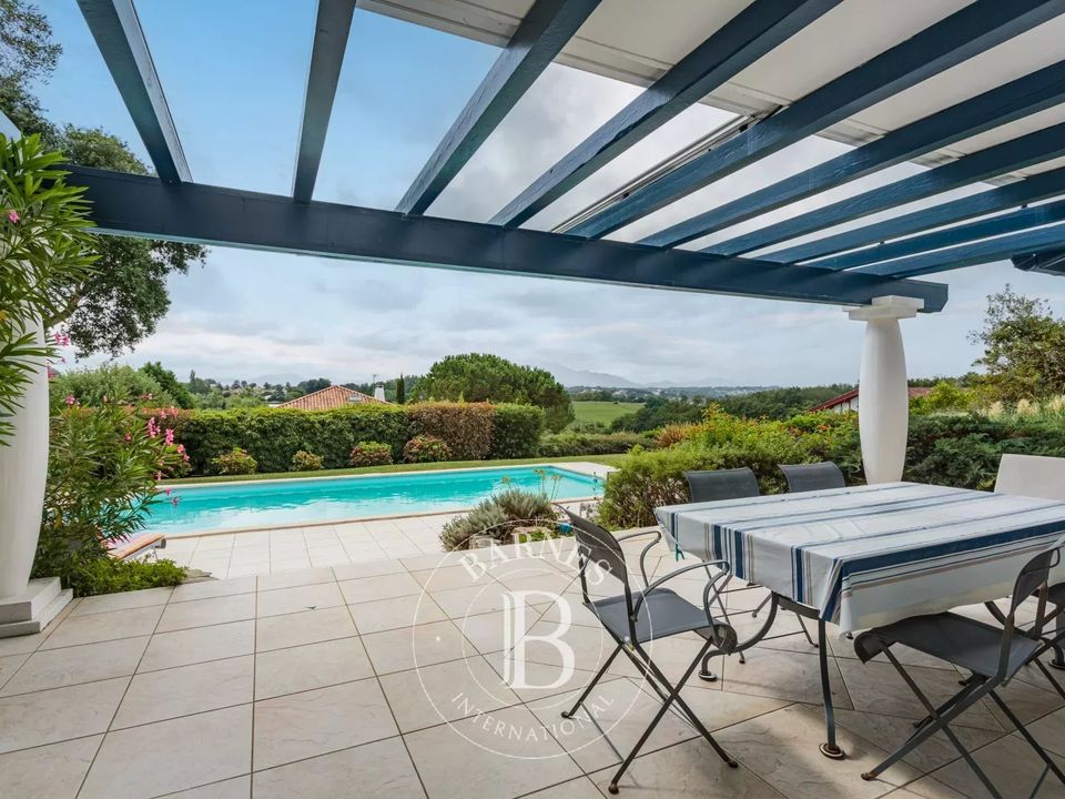Villa i Arbonne, Pyrenees-Atlantiques - bilde 2