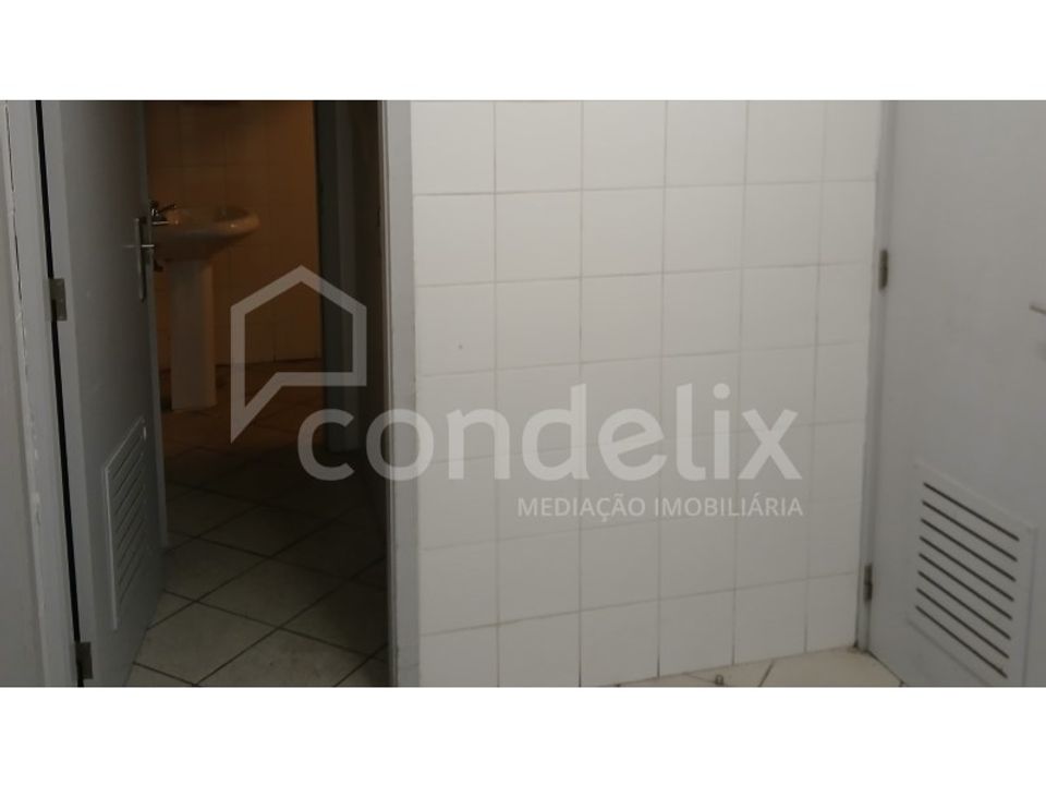 Erhvervsejendom i Gondomar, Porto - foto 4