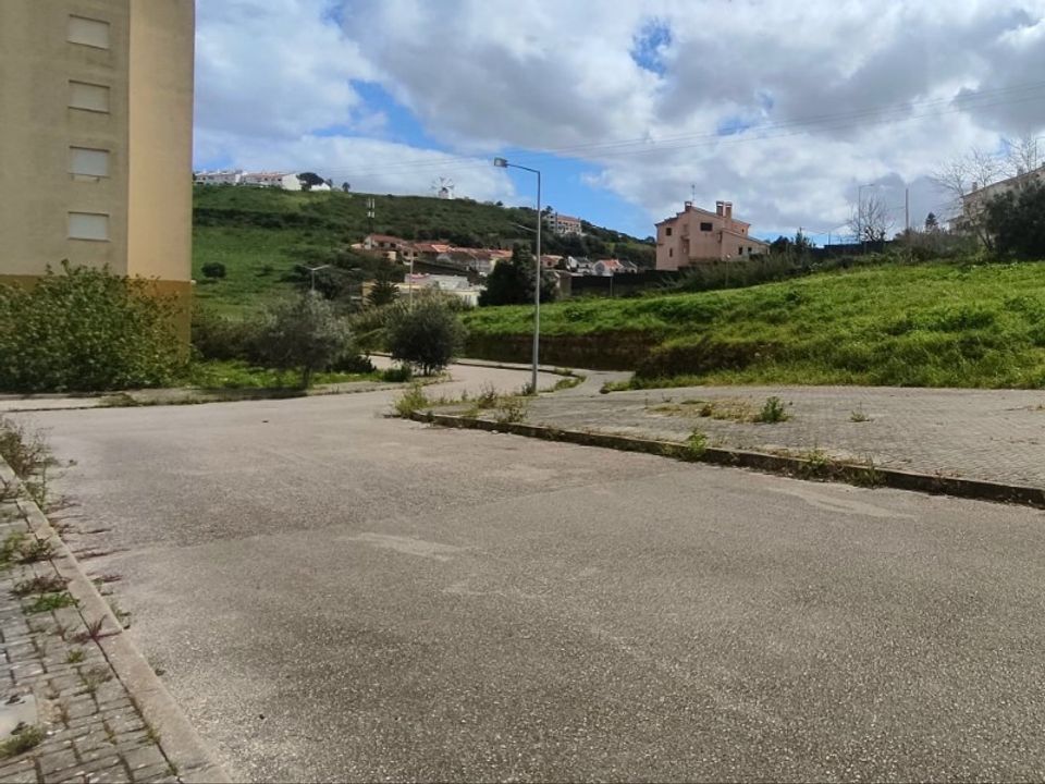Helårsgrund i Camarate, Lisbon - foto 4