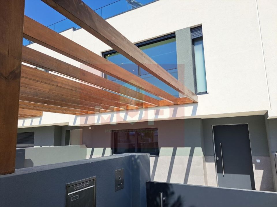 Byhus i Montenegro, Faro - foto 4