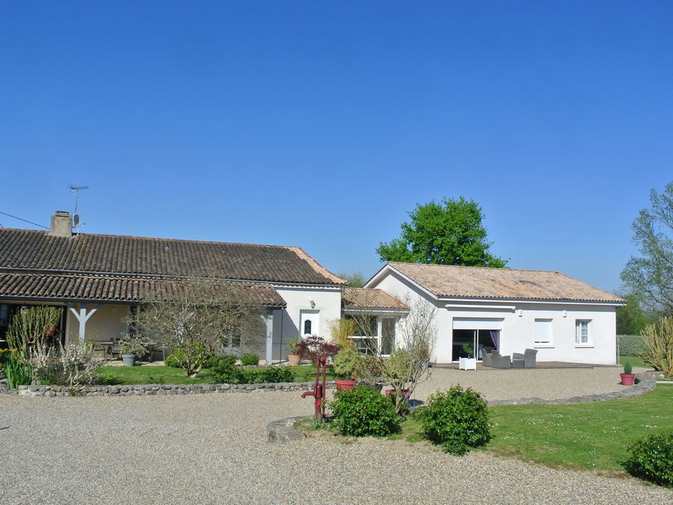 Villa i Mauvezin-Sur-Gupie, Lot-et-Garonne - foto 1