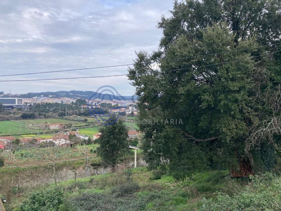 Helårsgrund i Valongo, Porto - foto 1