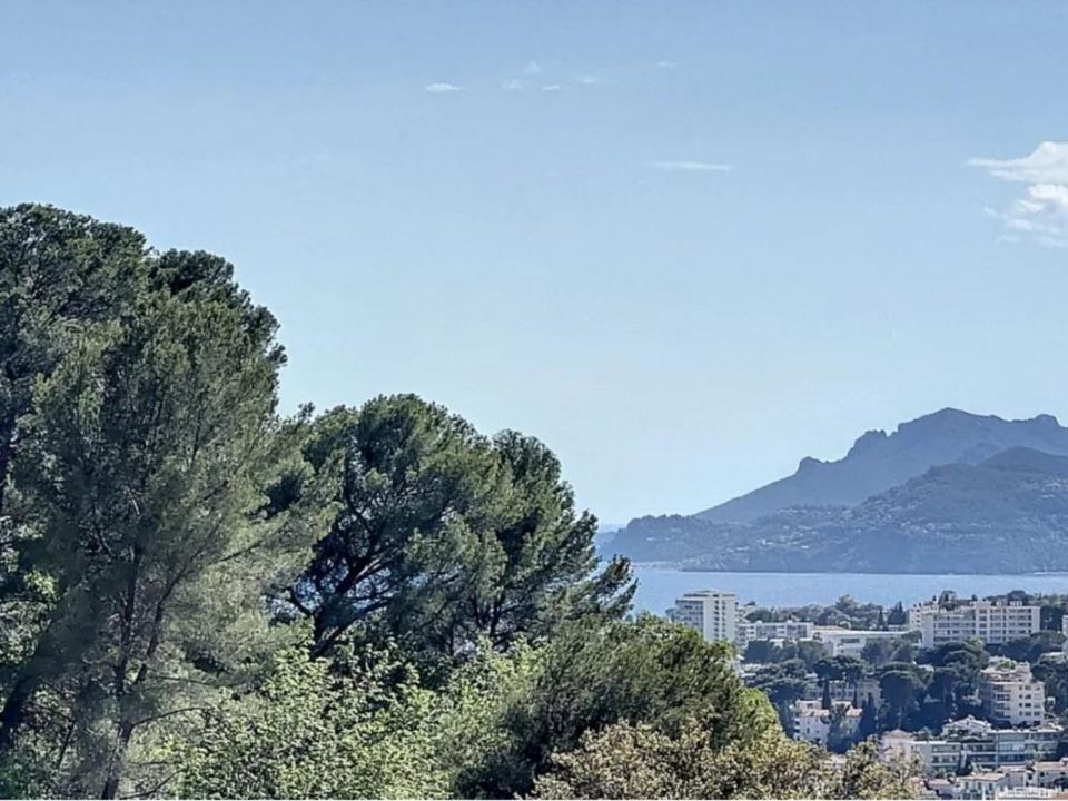 Lejlighed i Le Cannet, Alpes-Maritimes - foto 1