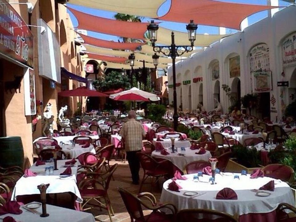 Erhvervsejendom i Calahonda, Malaga - foto 2