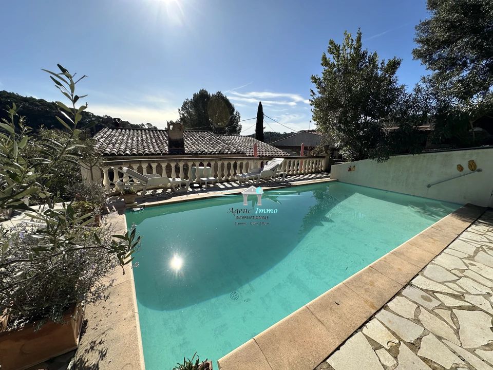 Villa i Le Thoronet, Var - bilde 1
