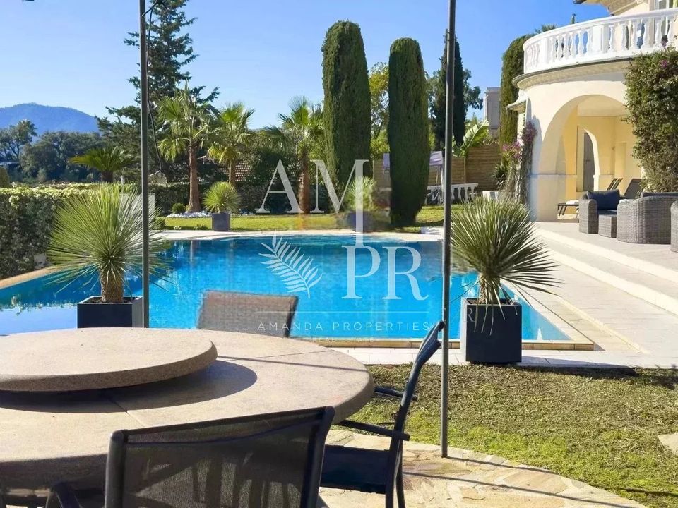Villa i Mandelieu-la-Napoule, Alpes-Maritimes - foto 4