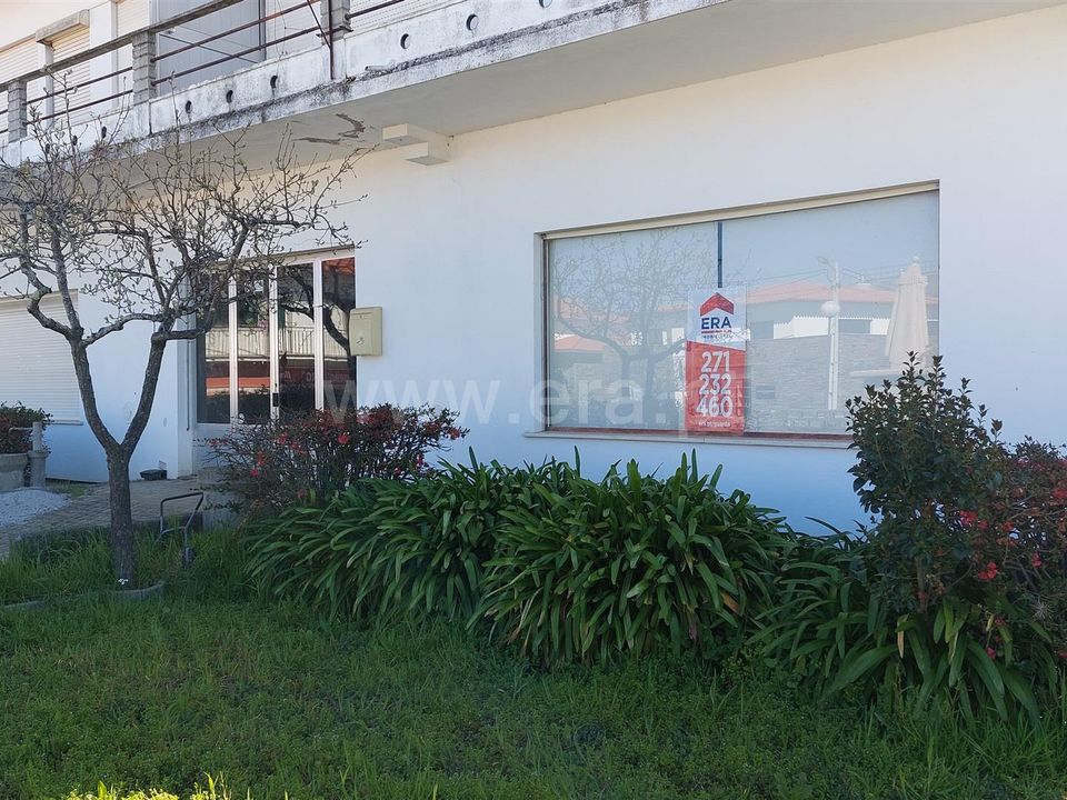 Erhvervsejendom i Vila Nova de Foz Coa, Guarda - foto 4