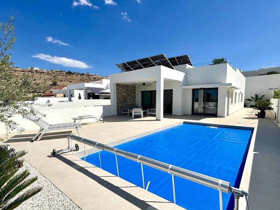 Villa i Benijofar, Alicante - foto 1