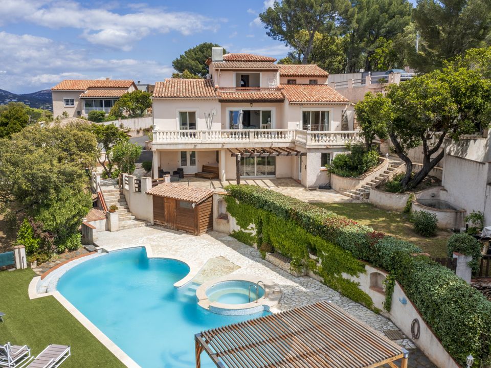 Villa i Cavalaire-sur-Mer, Var - foto 1