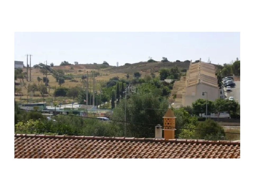 Helårsgrund i Estombar, Faro - foto 1