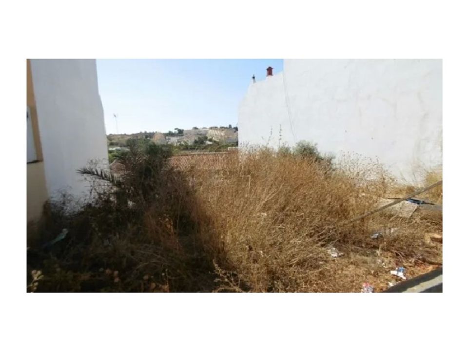 Helårsgrund i Estombar, Faro - foto 2