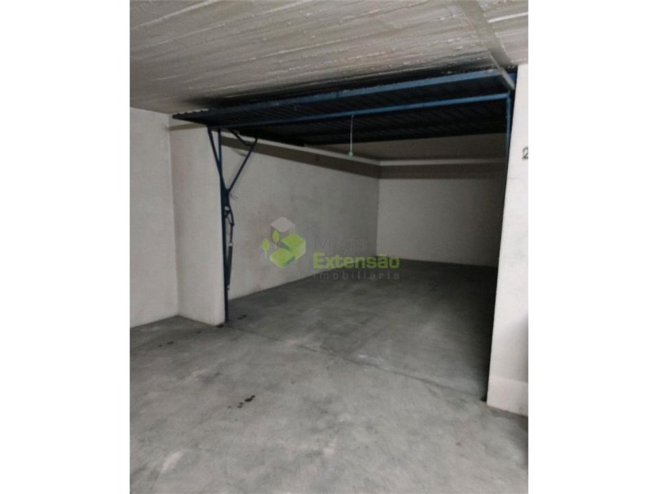 Garage i Leiria, Leiria - foto 2