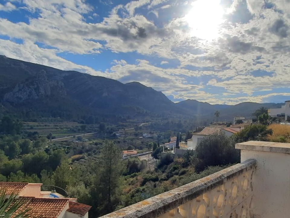 Helårsgrund i Pedreguer, Alicante - foto 1