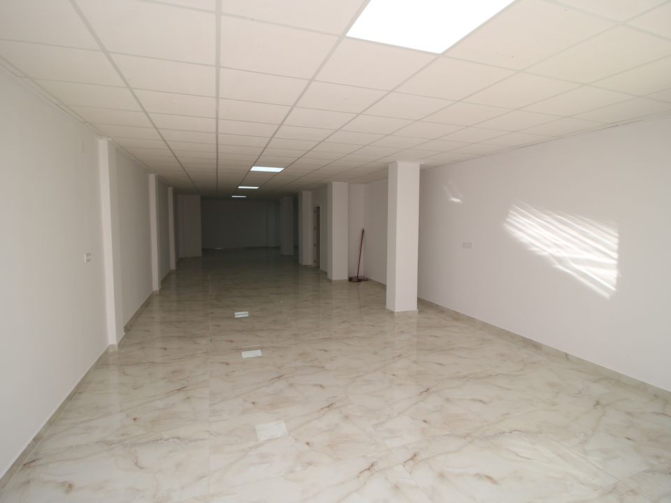 L'establiment comercial a Dolores, Alicante - foto 2