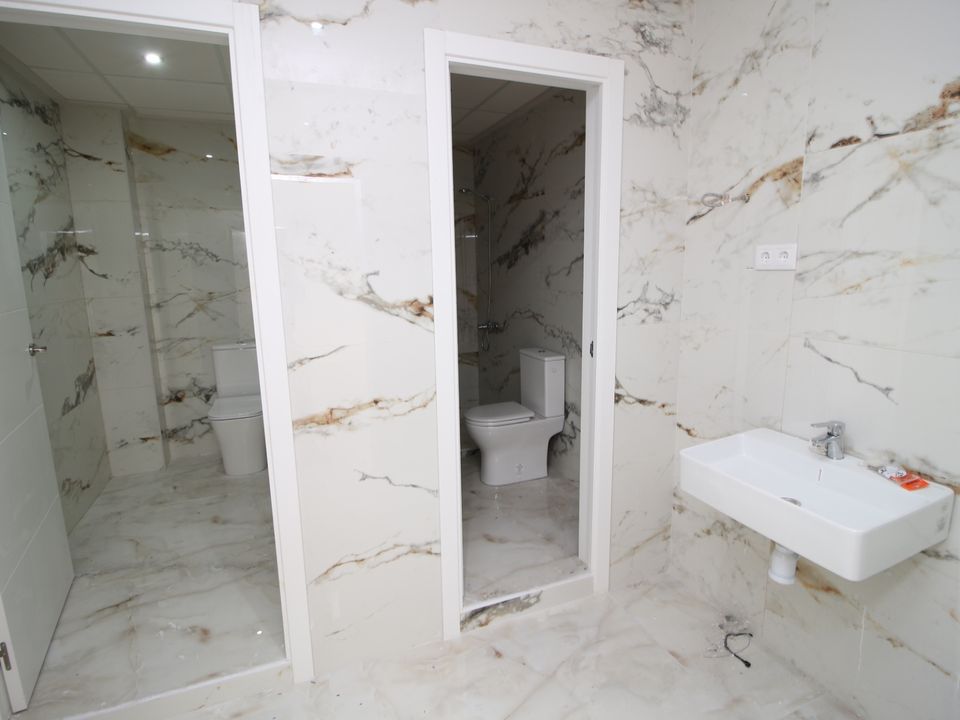 L'establiment comercial a Dolores, Alicante - foto 3