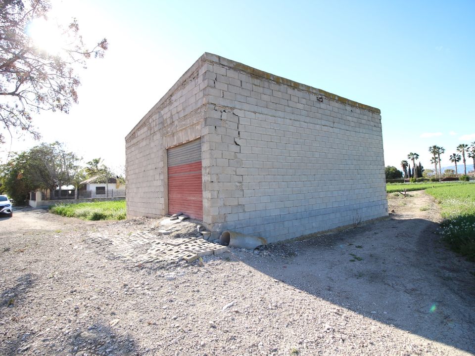 L'establiment comercial a Dolores, Alicante - foto 1
