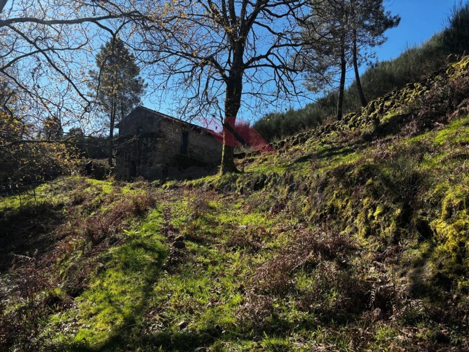 Helårsgrund i Arcos de Valdevez, Viana do Castelo - foto 2