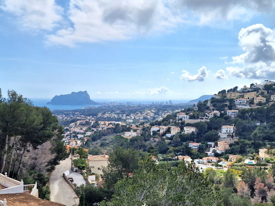 Helårsgrund i Moraira, Alicante - foto 1