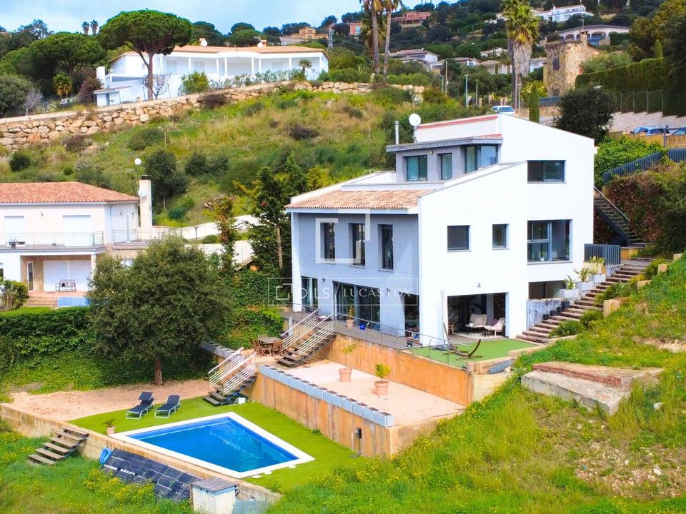 Villa i Castell-Platja D'aro, Gerona - foto 1