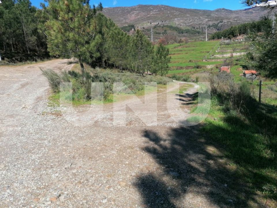 Helårsgrund i Covilha, Castelo Branco - foto 1