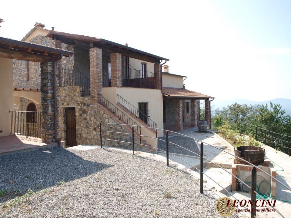 Landejendom i Villafranca in Lunigiana, Massa and Carrara - foto 1