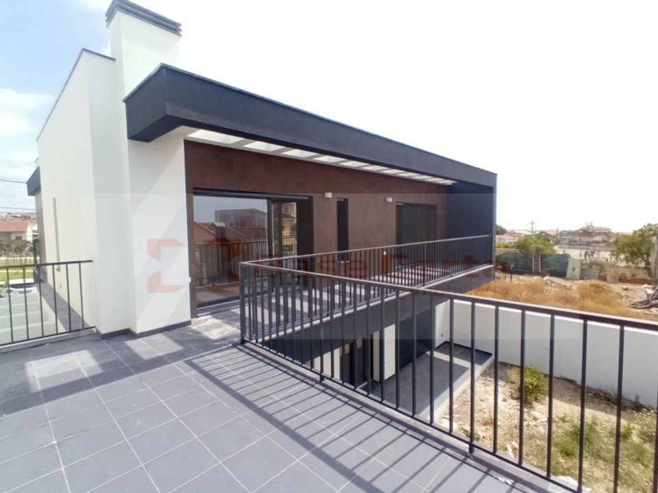 Byhus i Santa Iria de Azoia, Lisbon - foto 5