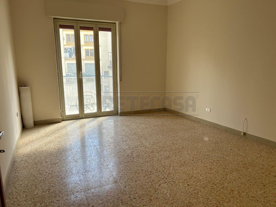 Lejlighed i Caltanissetta, Caltanissetta - foto 3