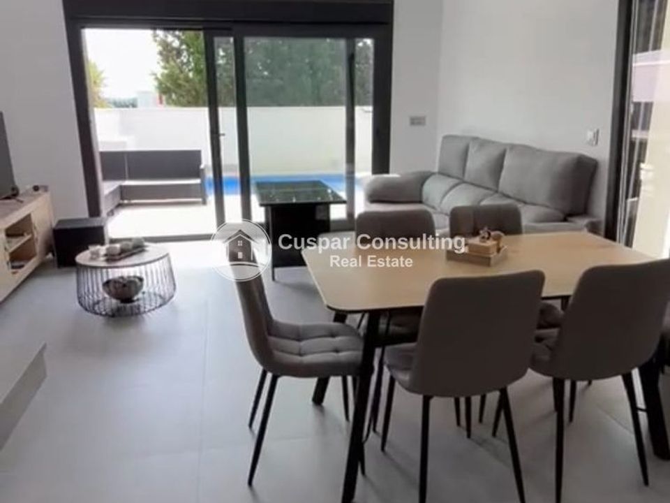 Rækkehus i Daya Nueva, Alicante - foto 3