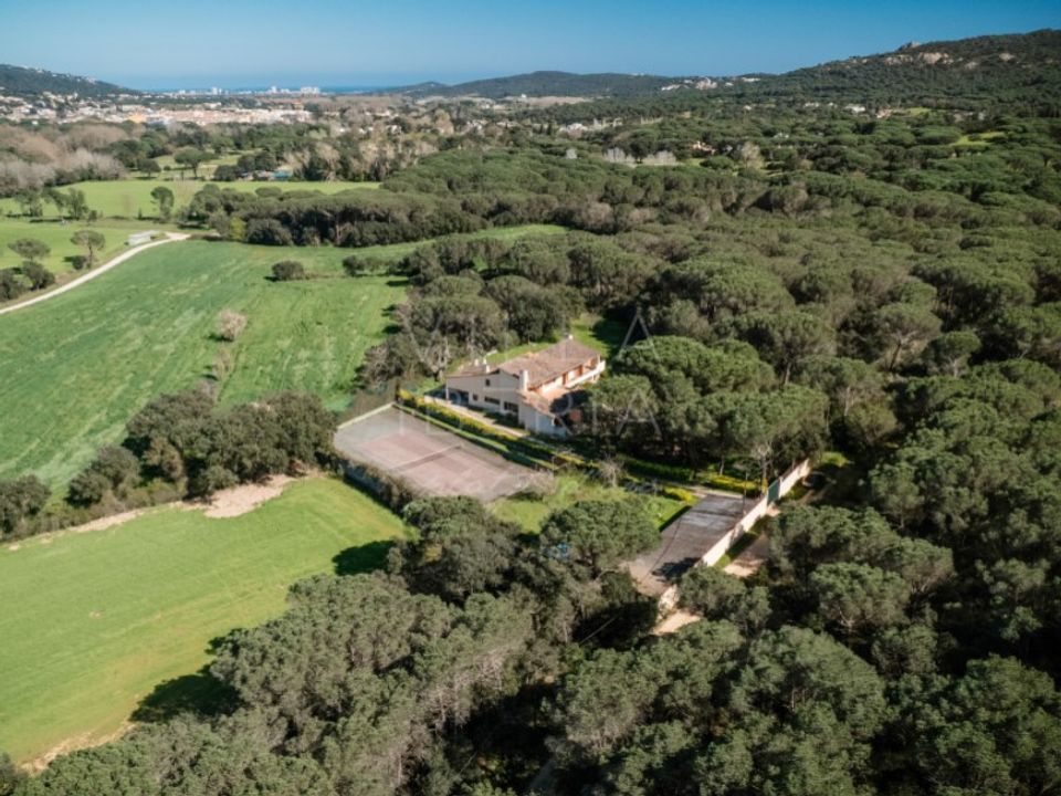 Villa i Bufaganyes, Gerona - foto 1