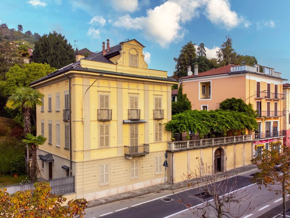 Erhvervsejendom i Belgirate, Verbano Cusio Ossola - foto 1