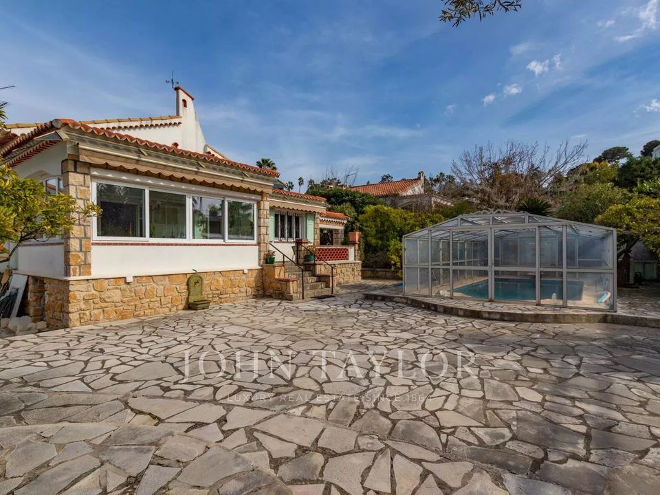 Villa i Antibes, Alpes-Maritimes - foto 1