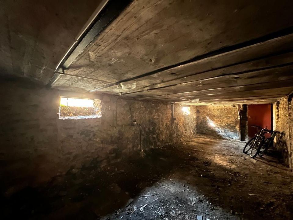 Erhvervsejendom i Aubervilliers, Seine-Saint-Denis - foto 1