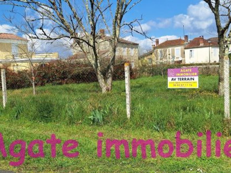 Helårsgrund i Villandraut, Gironde - foto 1