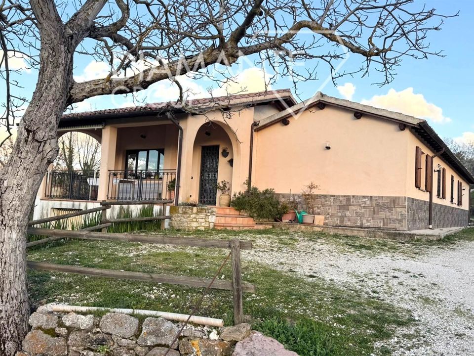 Farm i Castel Ritaldi, Perugia - foto 3