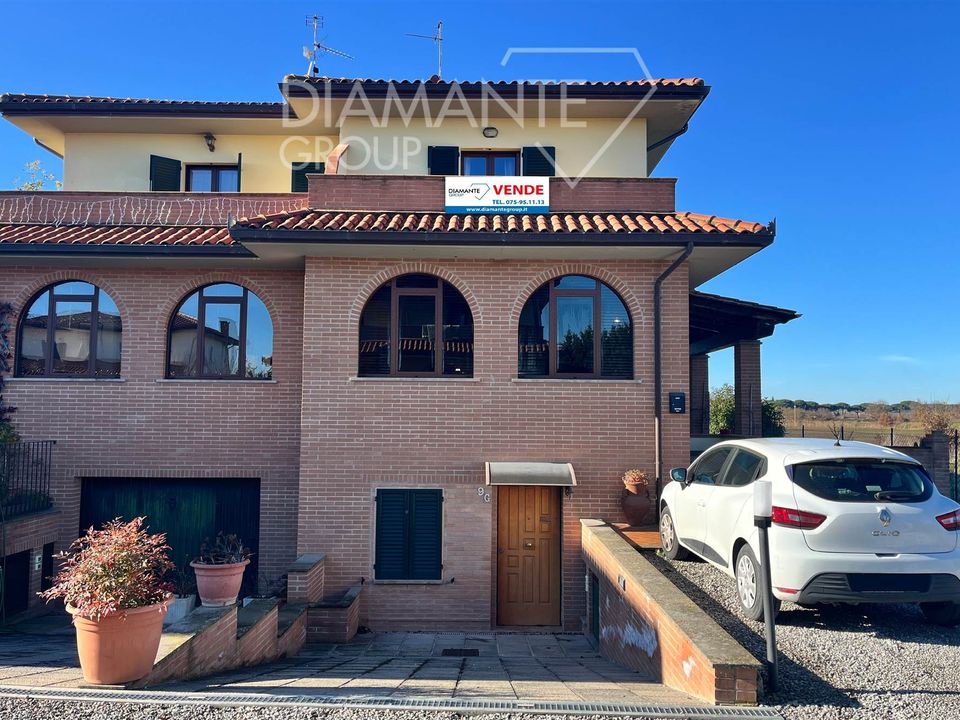 Villa i Castiglione del Lago, Perugia - foto 1