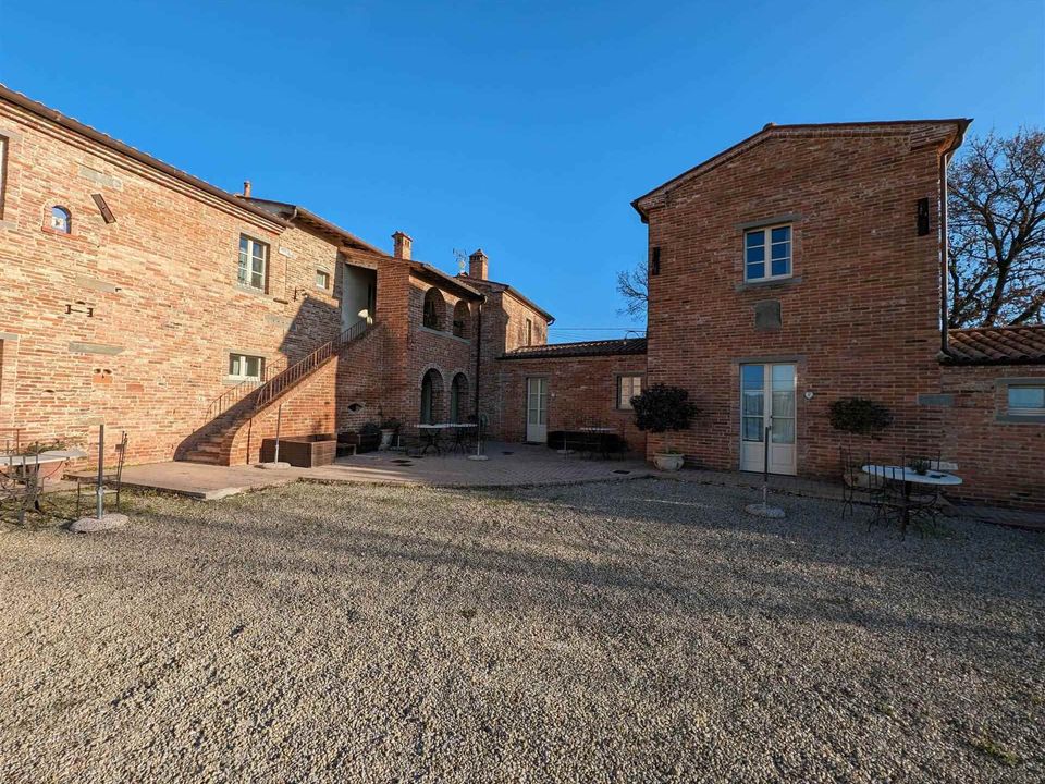 Farm hus i Foiano della Chiana, Arezzo - foto 3