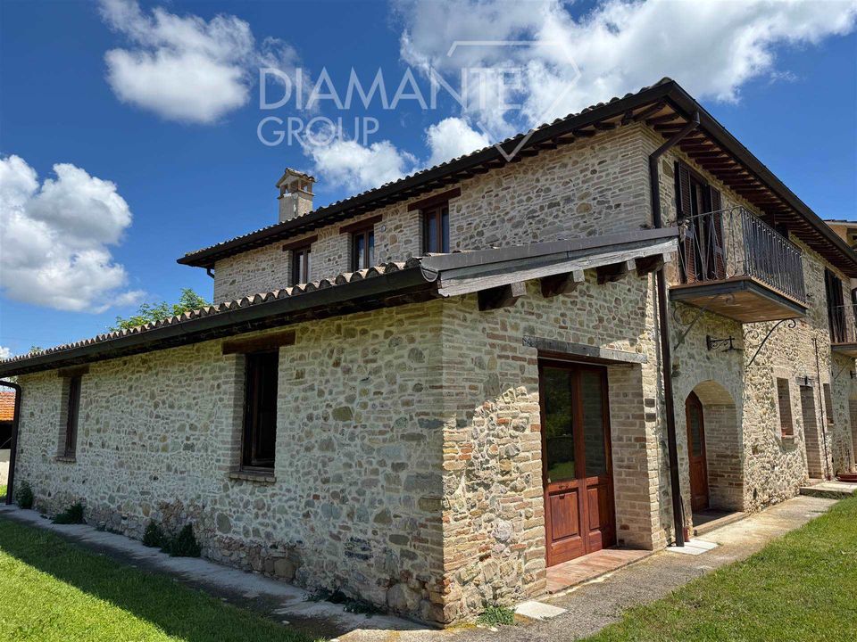 Farm i Castel Ritaldi, Perugia - foto 1