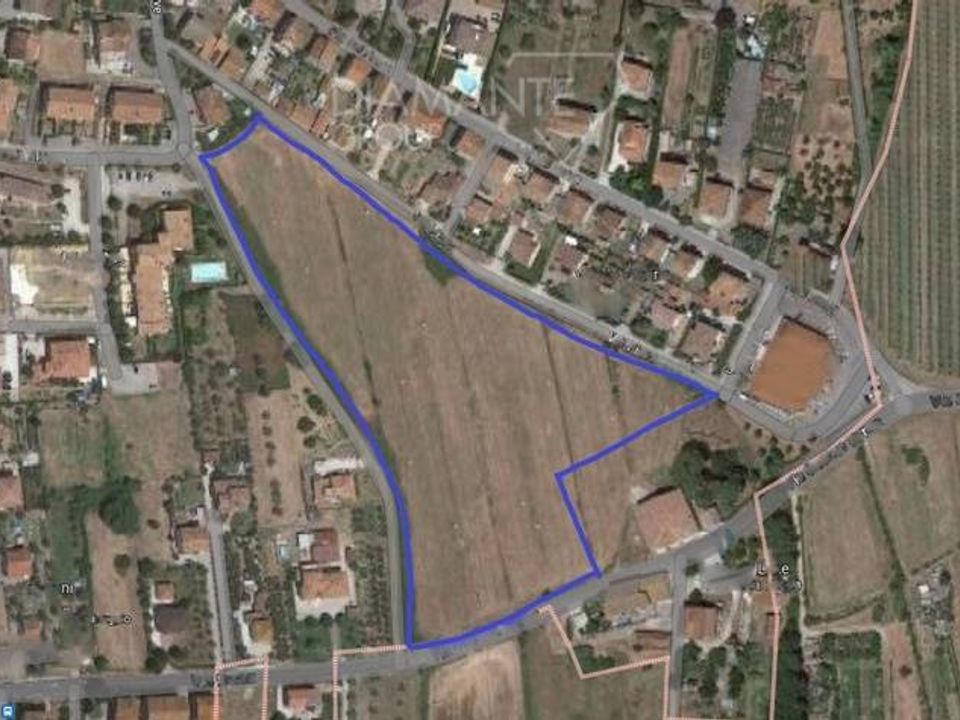 Helårsgrund i Tuoro sul Trasimeno, Perugia - foto 1