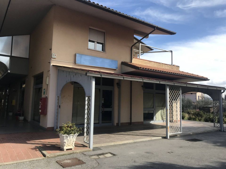 Erhvervsejendom i Castiglione del Lago, Perugia - foto 3