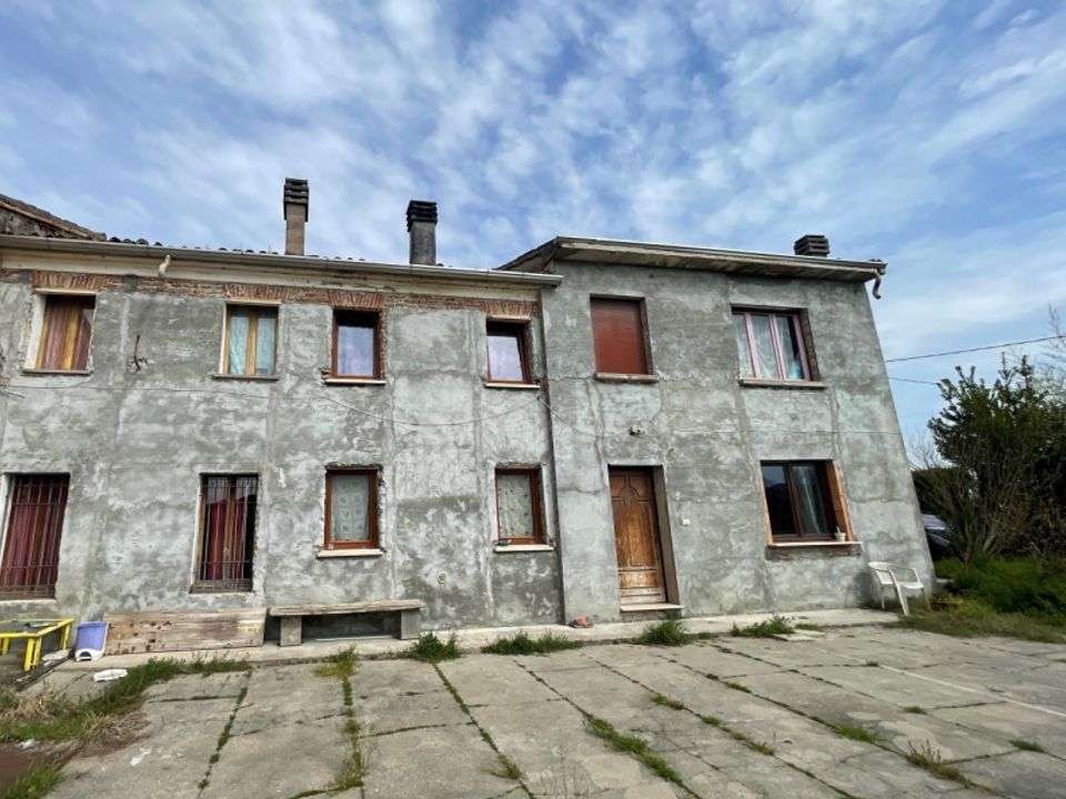 Landejendom i San Benedetto Po, Mantua - foto 1