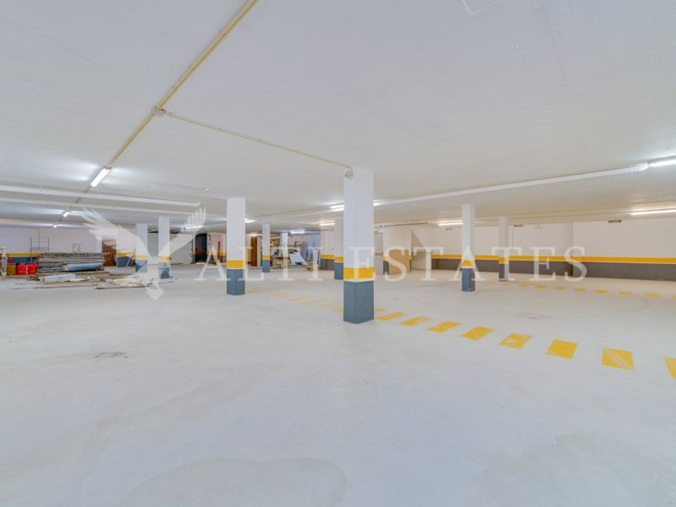 Parkeringsplads i Carcavelos, Lisbon - foto 4