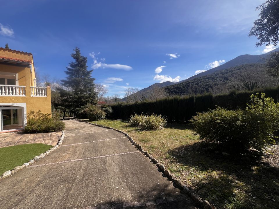 Villa a Arles-sur-Tech, Pyrenees-Orientales - foto 4