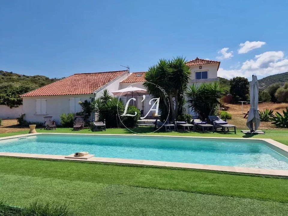 Villa i Saint-Florent, Haute-Corse - foto 1